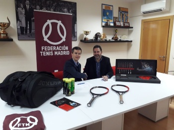 3FirmaDunlopRaquetaOficialDic2018